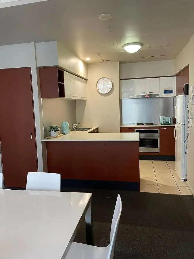 Milhaven At Chevron Renaissance Tower Apartment Gold Coast