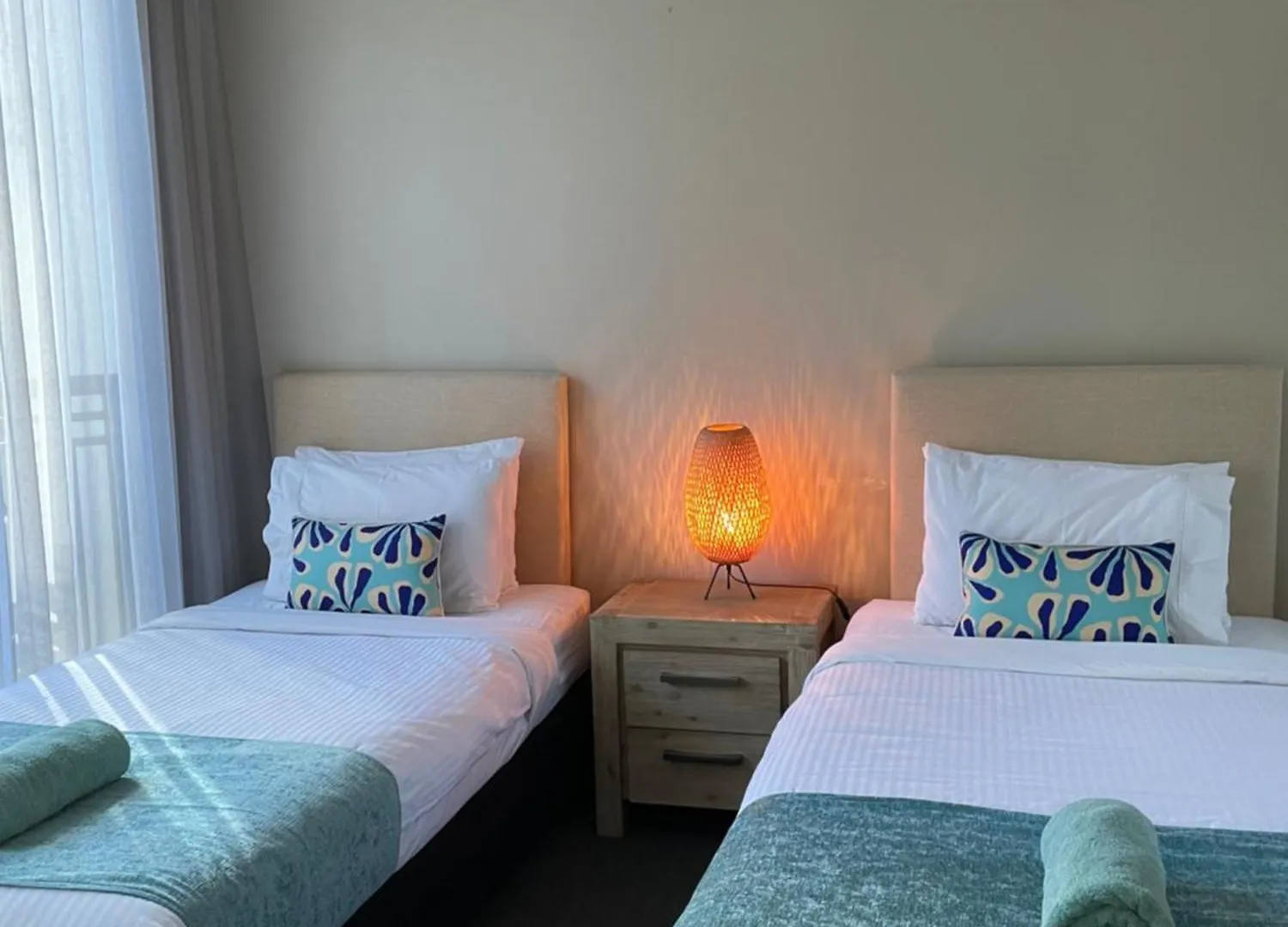 Milhaven At Chevron Renaissance Tower Apartment Gold Coast